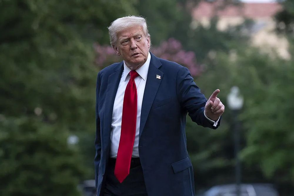 人在高铁上用小型电煮锅？12306回应→pg模拟器电脑版7点出发｜冲上热搜！有(图7)