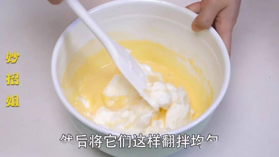 用电饭煲做蛋糕方法简单一学就会电子pg想吃蛋糕不用买教你在家